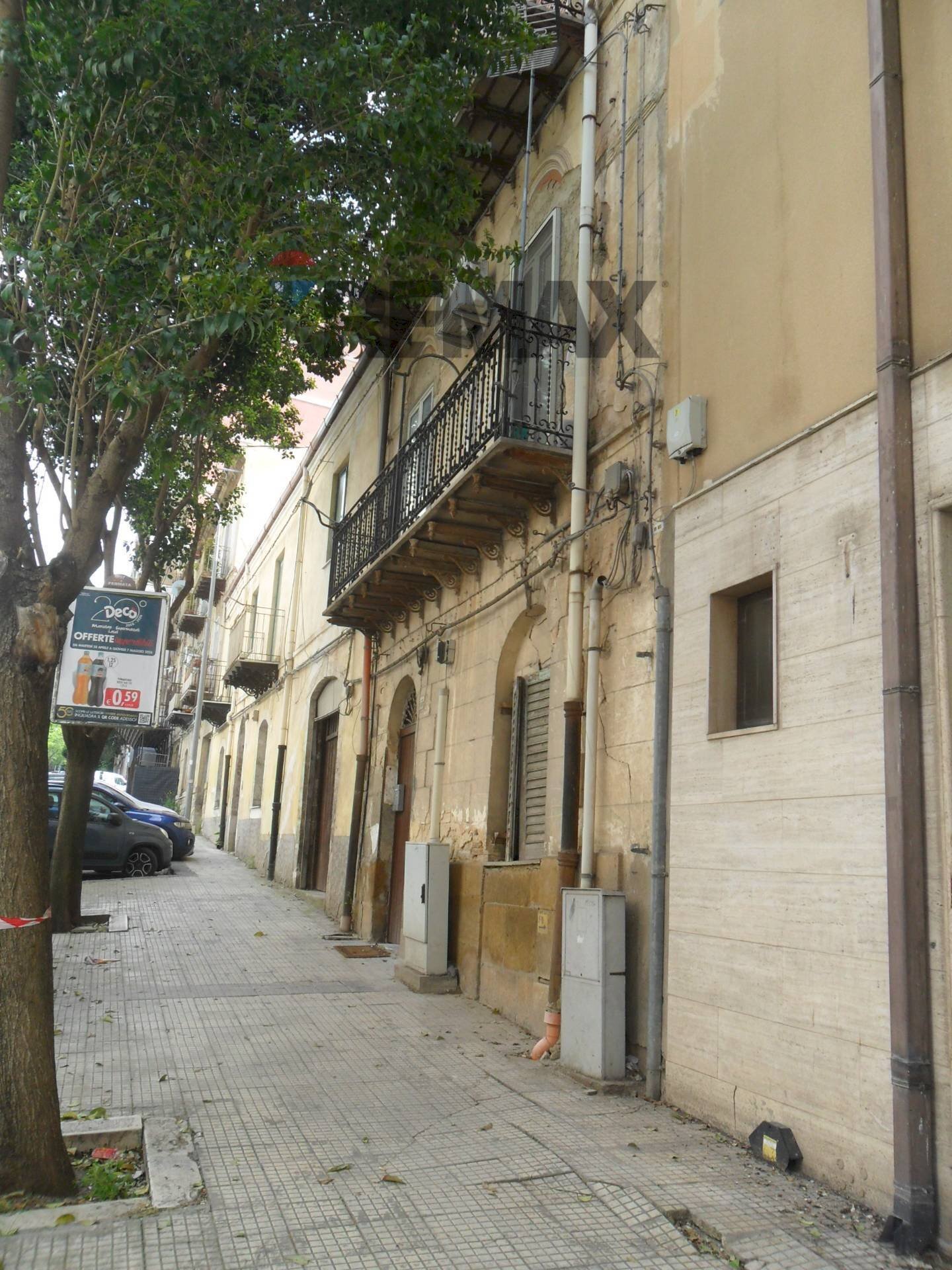 Edificio all\'aperto - Three-room apartment Via N.Colajanni
 
56, Caltanissetta - photo 3