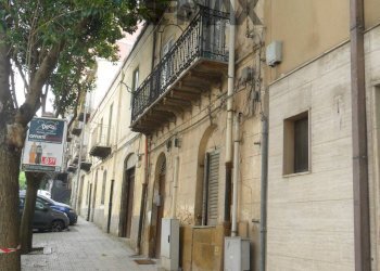 Edificio all\'aperto - Three-room apartment Via N.Colajanni
 
56, Caltanissetta - photo 3