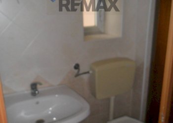 Bagno - Three-room apartment Via N.Colajanni
 
56, Caltanissetta - photo 8