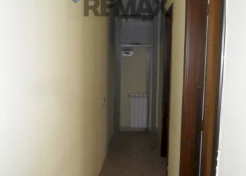 Hall / corridoio - Three-room apartment Via N.Colajanni
 
56, Caltanissetta - photo 10