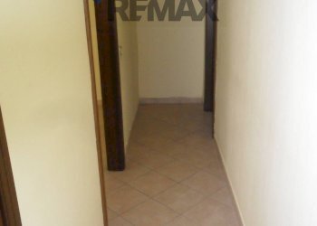 Hall / corridoio - Three-room apartment Via N.Colajanni
 
56, Caltanissetta - photo 18