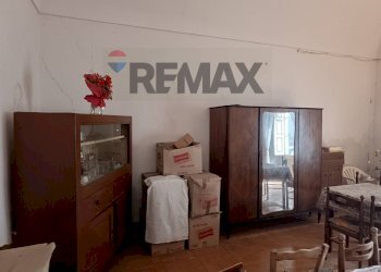 Sala da pranzo - Independent house Via IV Retta di Ponente
 
32, Belpasso - photo 4