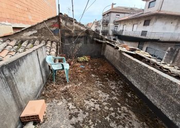 Balcone - Independent house Via IV Retta di Ponente
 
32, Belpasso - photo 24