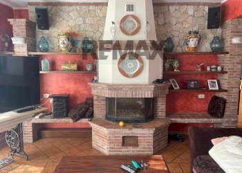 Soggiorno - Appartamento Via della Seta
 
27, Giardini-Naxos - foto 5