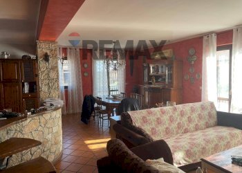 Sala da pranzo - Appartamento Via della Seta
 
27, Giardini-Naxos - foto 7