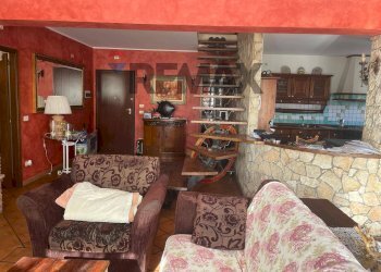 Soggiorno - Appartamento Via della Seta
 
27, Giardini-Naxos - foto 8