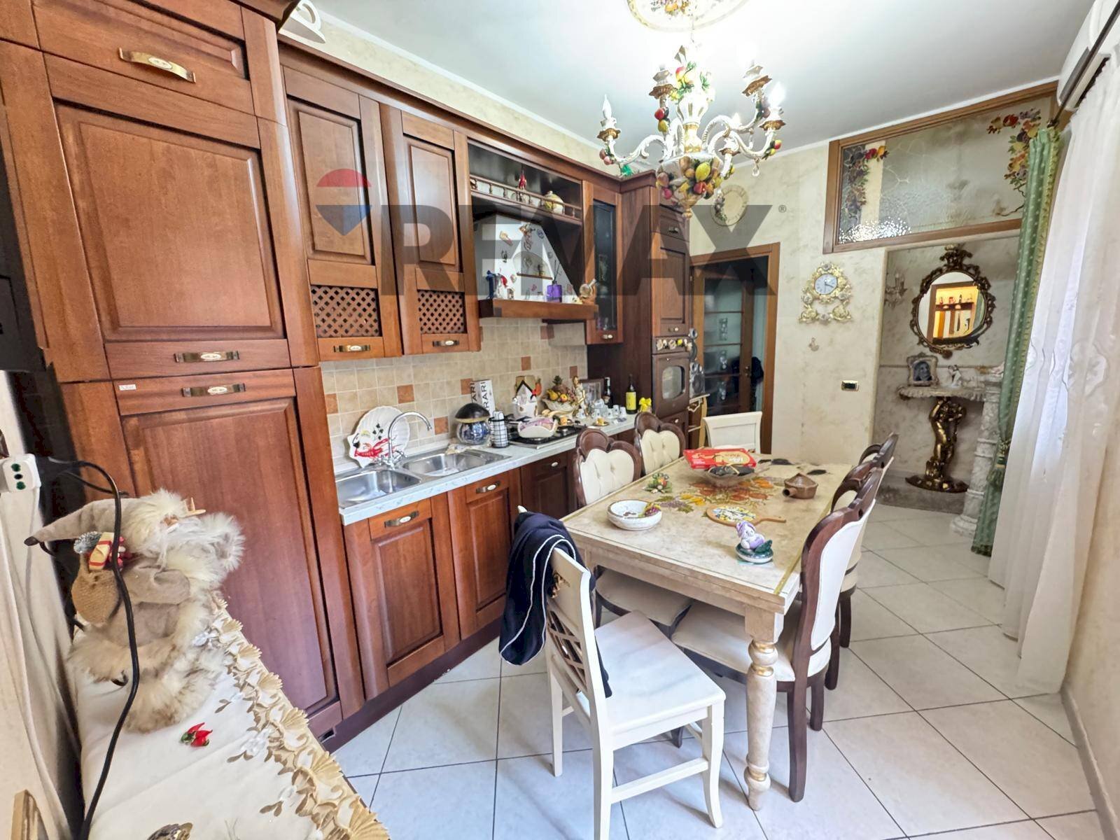 Cucina - Three-room apartment VIA SALVATORE QUASIMODO
 
19, Misterbianco - photo 1