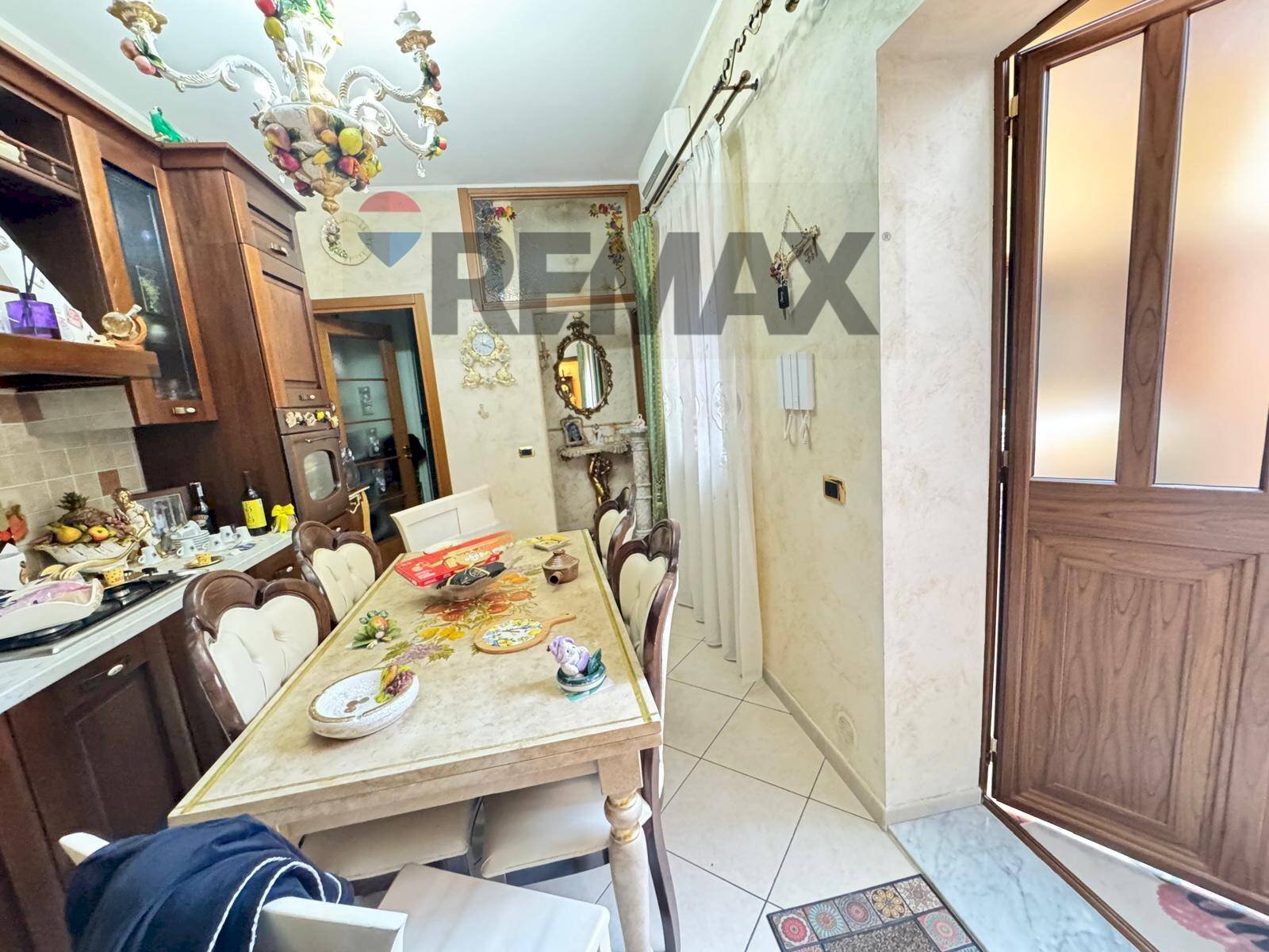 Cucina - Three-room apartment VIA SALVATORE QUASIMODO
19, Misterbianco - photo 3