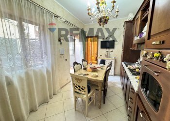 Sala da pranzo - Trilocale VIA SALVATORE QUASIMODO
 
19, Misterbianco - foto 4