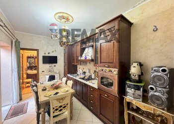 Cucina - Trilocale VIA SALVATORE QUASIMODO
 
19, Misterbianco - foto 1