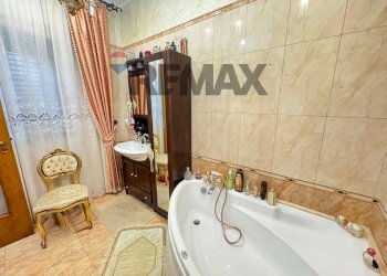 Bagno - Trilocale VIA SALVATORE QUASIMODO
 
19, Misterbianco - foto 11
