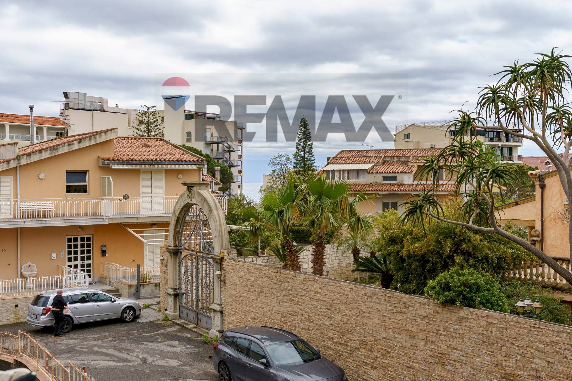 Edificio all\'aperto - Bilocale viale jannuzzo
 
14, Giardini-Naxos - foto 3