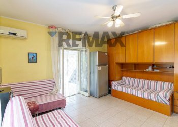 Camera / camera da letto - Bilocale viale jannuzzo
 
14, Giardini-Naxos - foto 6