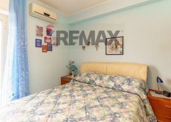 Camera / camera da letto - Bilocale viale jannuzzo
 
14, Giardini-Naxos - foto 14