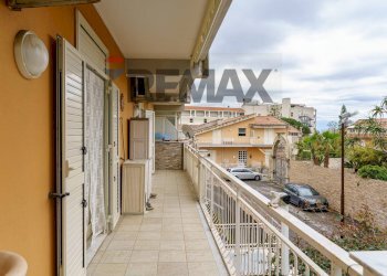 Balcone - Bilocale viale jannuzzo
 
14, Giardini-Naxos - foto 21