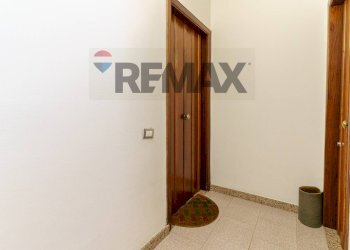 Hall / corridoio - Bilocale viale jannuzzo
 
14, Giardini-Naxos - foto 24