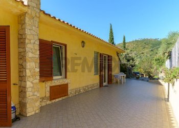 Terrazza - Villa contrada Caria, Naso - photo 10