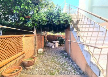 Scale - Apartment Via Mercantini
 
9, Cecina - photo 24