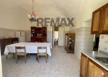Sala da pranzo - Appartamento via Cirelli
 
1, Vairano Patenora - foto 36