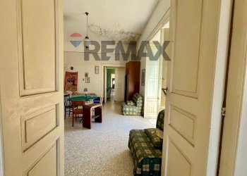 Camera / camera da letto - Appartamento via Cirelli
 
1, Vairano Patenora - foto 62