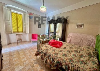 Camera / camera da letto - Appartamento via Cirelli
 
1, Vairano Patenora - foto 74