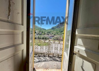 Balcone - Appartamento via Cirelli
 
1, Vairano Patenora - foto 75