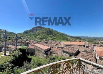 Vista delle montagne - Appartamento via Cirelli
 
1, Vairano Patenora - foto 83