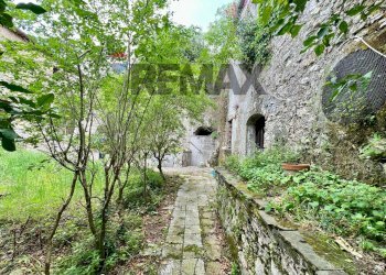 Giardino - Appartamento via Cirelli
 
1, Vairano Patenora - foto 137