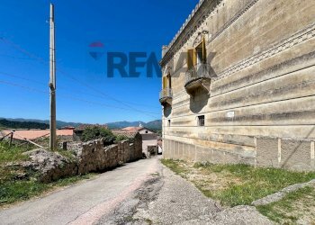 Edificio all\'aperto - Appartamento via Cirelli
 
1, Vairano Patenora - foto 141