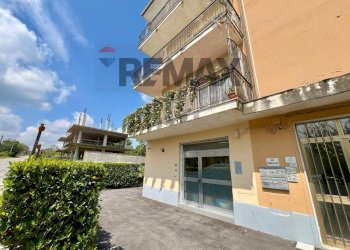Edificio all\'aperto - Appartamento via Ceraselle
 
240, Caianello - foto 4
