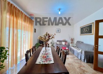 Sala da pranzo - Appartamento via Ceraselle
 
240, Caianello - foto 12