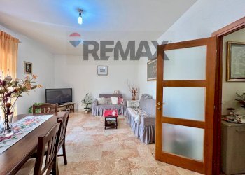 Sala da pranzo - Appartamento via Ceraselle
 
240, Caianello - foto 14
