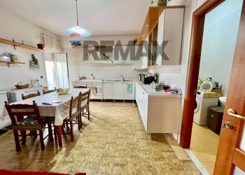 Cucina - Appartamento via Ceraselle
 
240, Caianello - foto 20