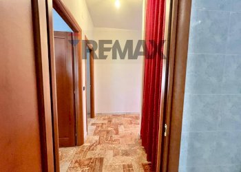 Hall / corridoio - Appartamento via Ceraselle
 
240, Caianello - foto 46