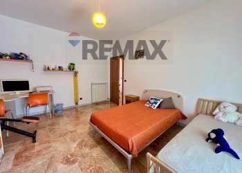 Camera / camera da letto - Appartamento via Ceraselle
 
240, Caianello - foto 50