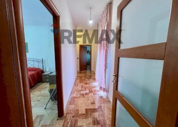 Hall / corridoio - Appartamento via Ceraselle
 
240, Caianello - foto 55
