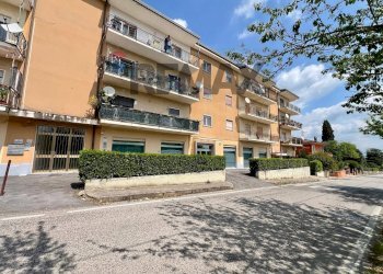 Edificio all\'aperto - Appartamento via Ceraselle
 
240, Caianello - foto 63