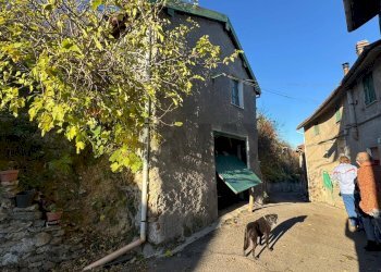 Edificio all\'aperto - Rustic località Bugile Soprano
 
6, Carcare - photo 4