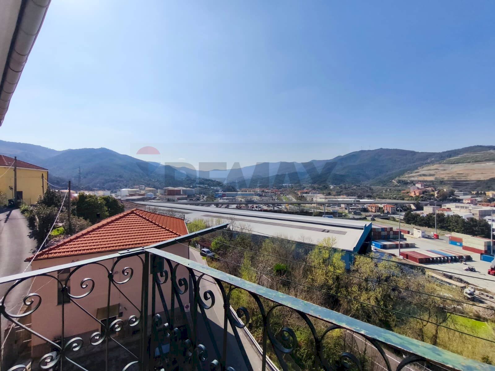 Balcone - Appartamento Via Montenero
 
9, Vado Ligure - foto 3