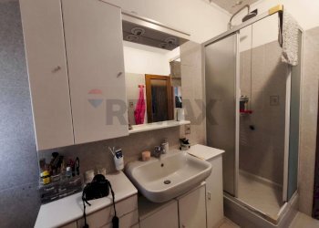 Bagno - Appartamento Via Montenero
 
9, Vado Ligure - foto 32