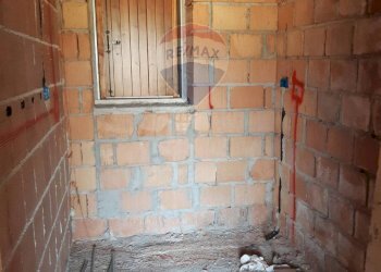 Non correlato - Villa a Schiera via onna
48, L'Aquila - foto 24