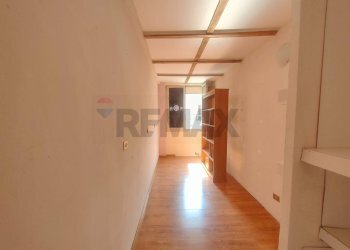 Hall / corridoio - Casa semi indipendente Bussi sul Tirino - foto 6