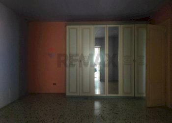 Stanza vuota - Casa semi indipendente Bussi sul Tirino - foto 9