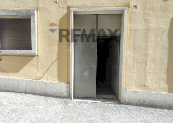 Edificio all\'aperto - Commercial Premises VIA PORTICI DI SAN BERNARDINO, L'Aquila - photo 12