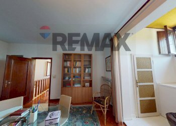Sala da pranzo - Villa Via Argine Po
 
23, Vigarano Mainarda - photo 14