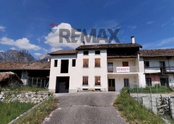Casa all\'aperto - Semi-detached house Via Fumach
 
10, San Gregorio nelle Alpi - photo 1