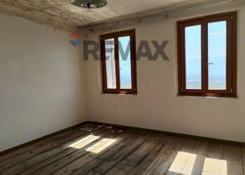 Stanza vuota - Semi-detached house Via Fumach
 
10, San Gregorio nelle Alpi - photo 5