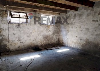 Stanza vuota - Semi-detached house Via Fumach
 
10, San Gregorio nelle Alpi - photo 21