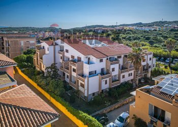 Edificio all\'aperto - Trilocale Località Gialdinu
 
snc, Santa Teresa Gallura - foto 20