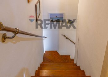 Scale - Apartment Via dei Ginepri
 
6, Stintino - photo 14